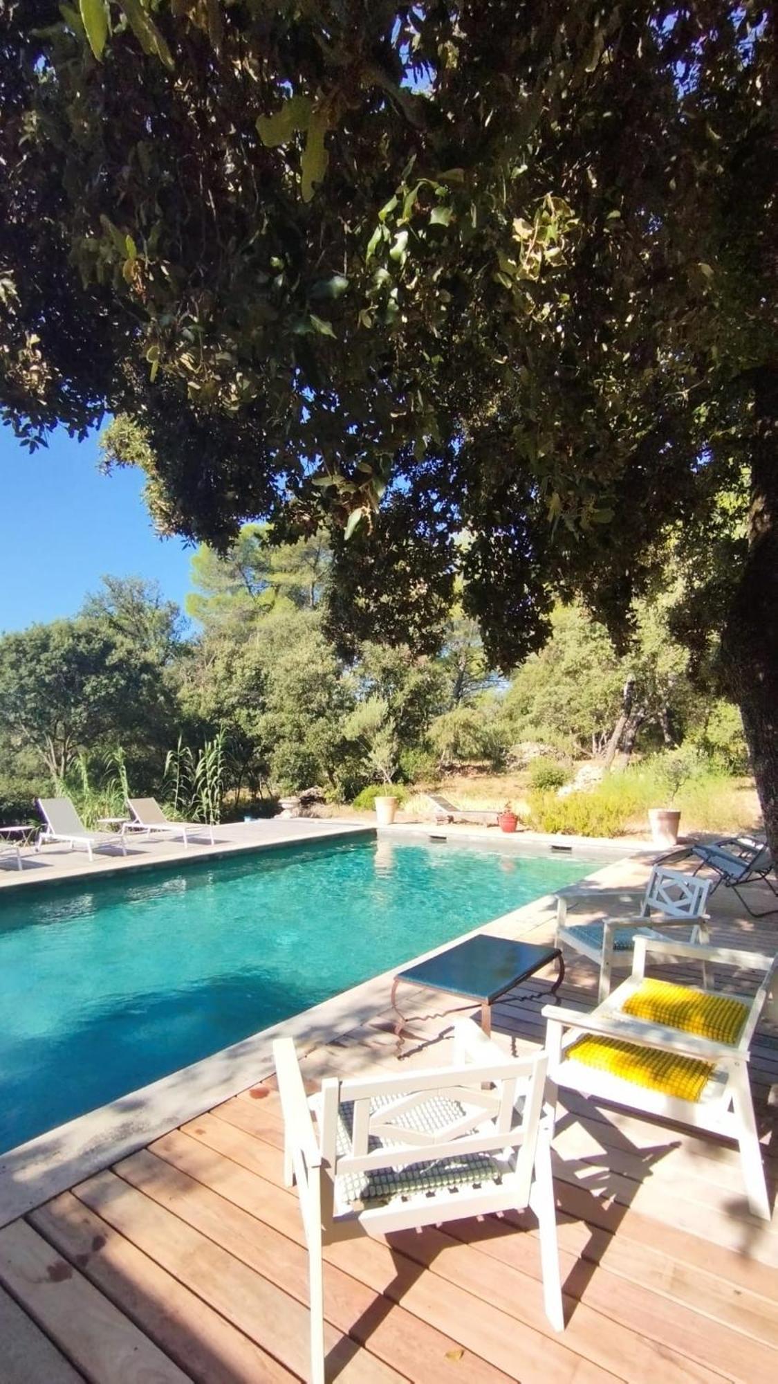 La Bergerie Des Colles Bed & Breakfast Entrecasteaux Eksteriør bilde